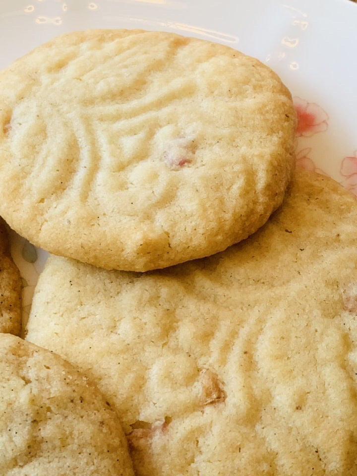 Vanilla Bean and Honey Shortbread Cookies