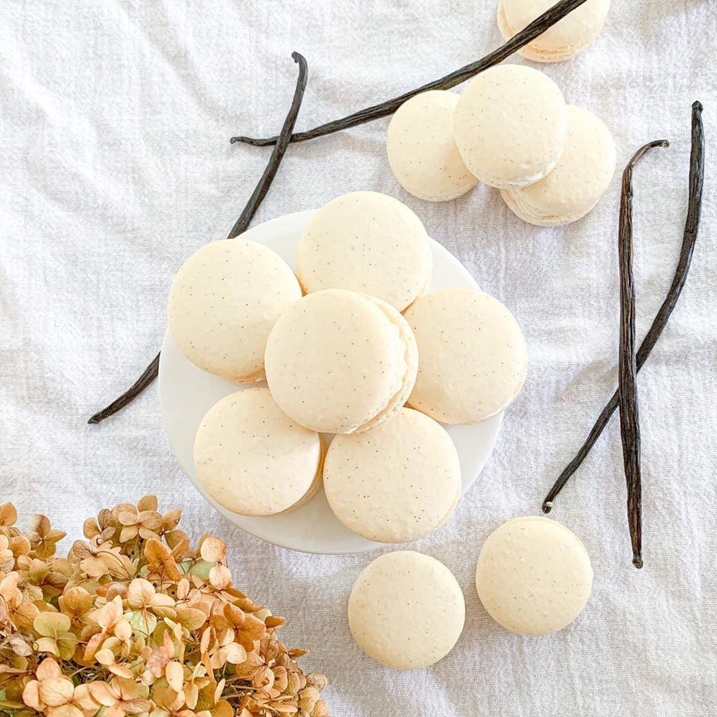 The Perfect Vanilla Bean Macarons - Java Sisters Vanilla